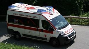 ambulanza croce rossa oriz 2