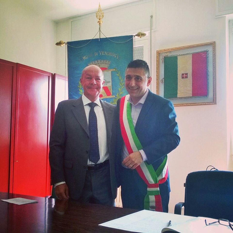 SUDAFRICANO VENDROGNO E GALLI