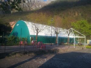 CLAVA TENNIS COPERTO