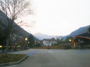 PARK MARGNO STRISCE BLU VUOTO