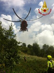 ELICOTTERO SAF VIGILI DEL FUOCO
