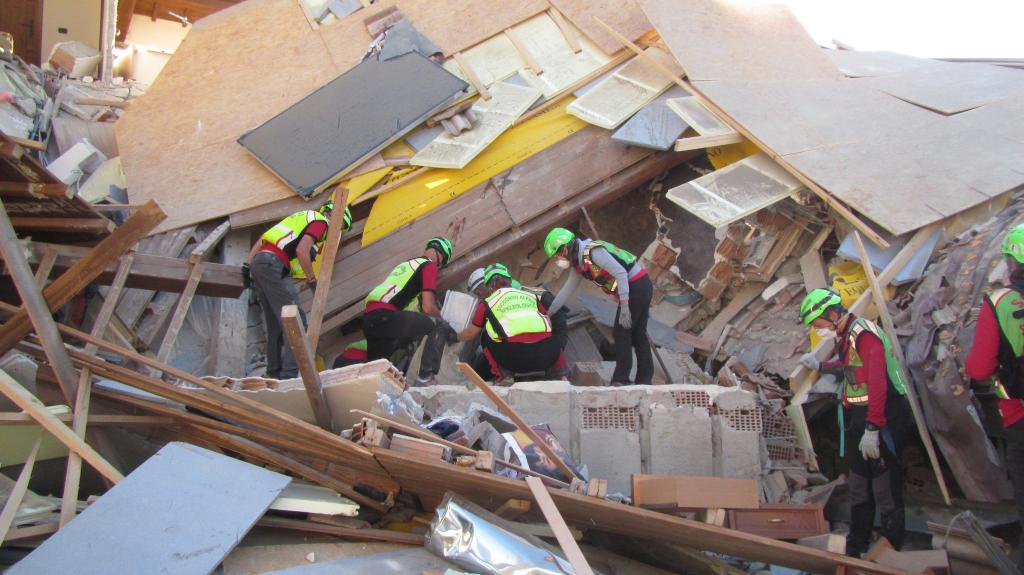 cnsas soccorso alpino terremoto amatrice (6)