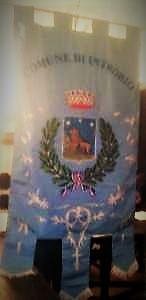 gonfalone-introbio-11-146x300