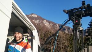 alessio-rosaqrv-diretta-fb-camion-incendio-due-mani-3