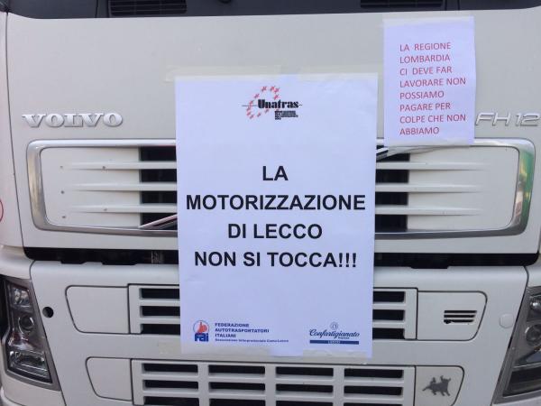TIR sciopero corteo (4)