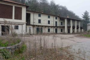 agriturismo fuentes KWA abbandono (7)