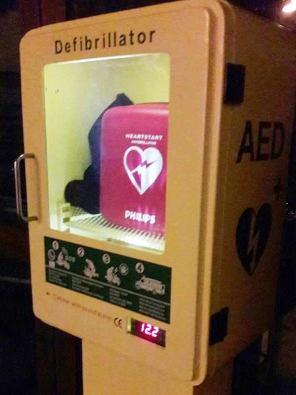 defibrillatore - dae - barzio piazza (3)