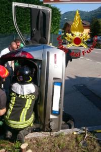 INCIDENTE CORTABBIO AUTO VERTICAL
