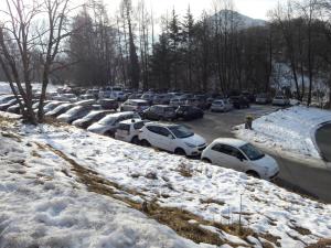 parcheggi barzio sciatori (7)